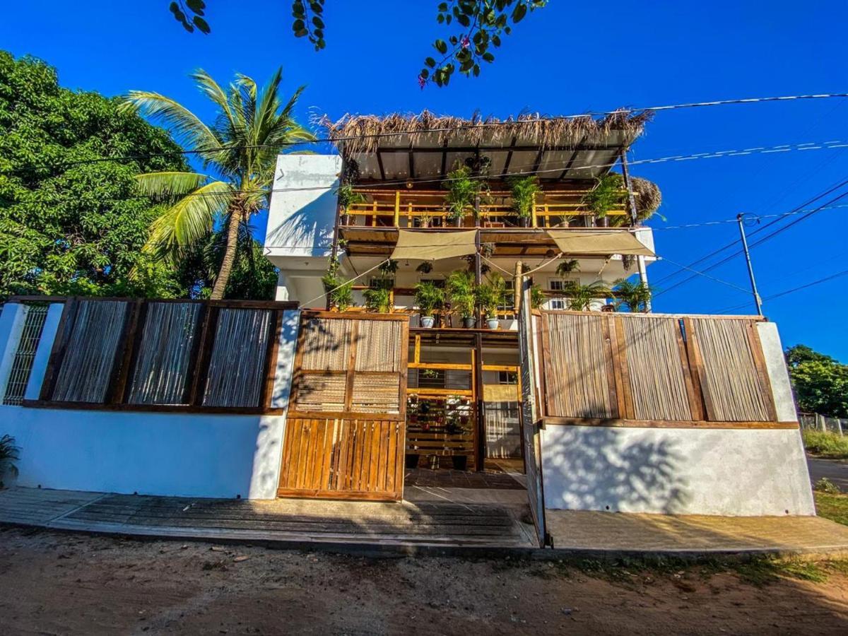 Shaka House Otel Puerto Escondido  Dış mekan fotoğraf