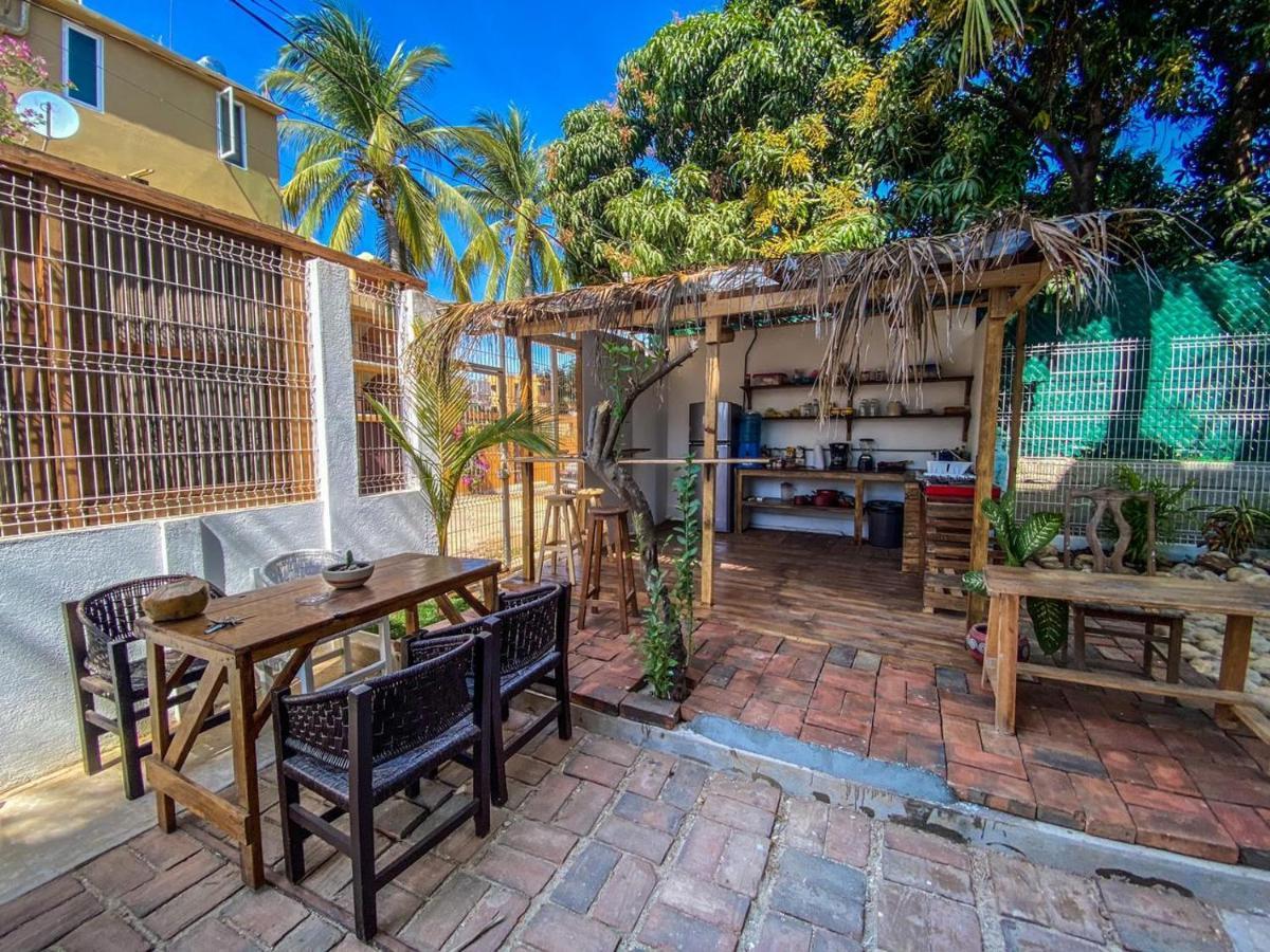 Shaka House Otel Puerto Escondido  Dış mekan fotoğraf