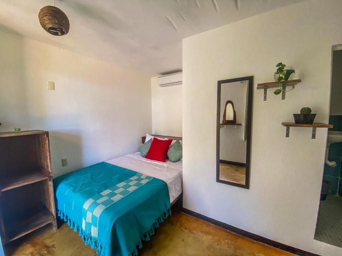 Shaka House Otel Puerto Escondido  Dış mekan fotoğraf