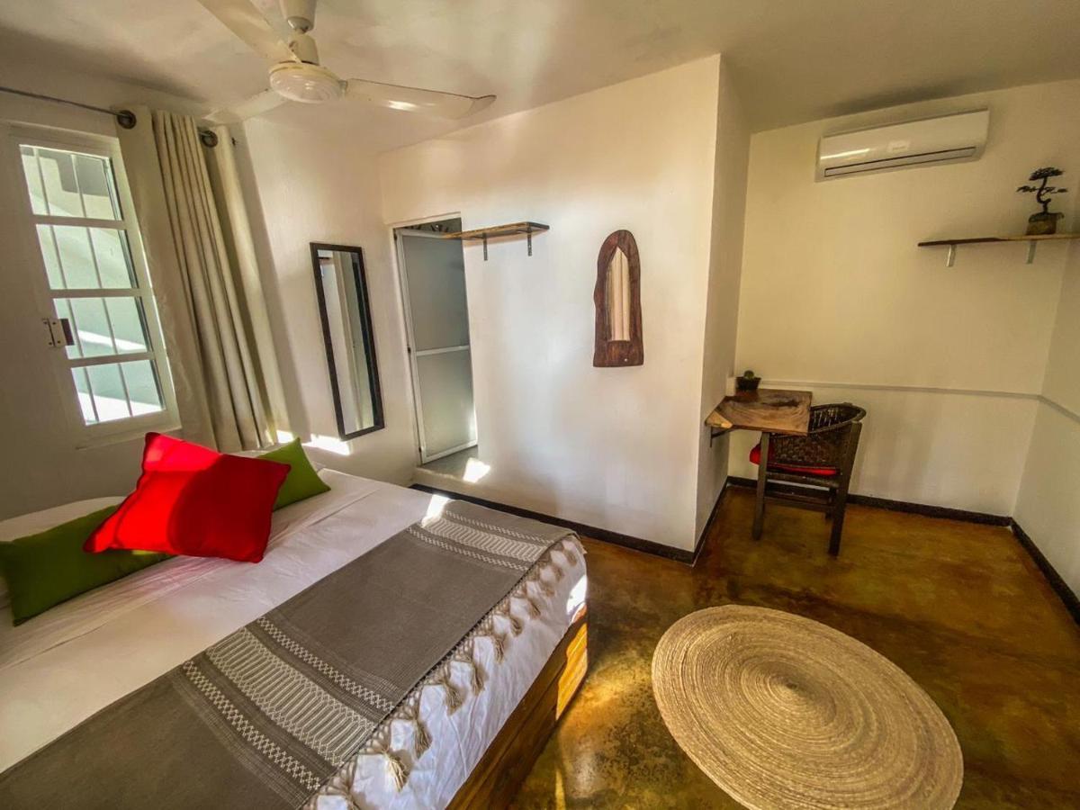 Shaka House Otel Puerto Escondido  Dış mekan fotoğraf