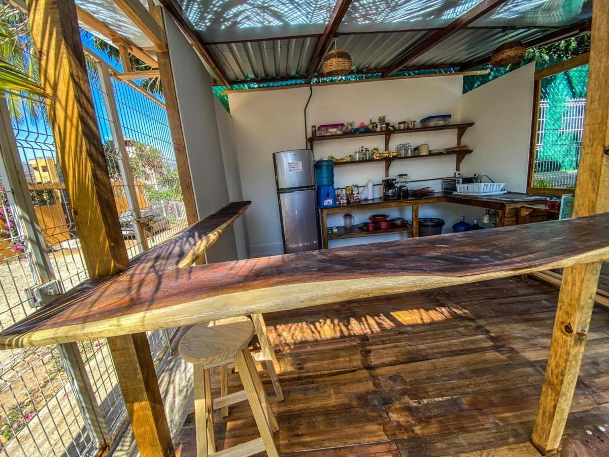 Shaka House Otel Puerto Escondido  Dış mekan fotoğraf