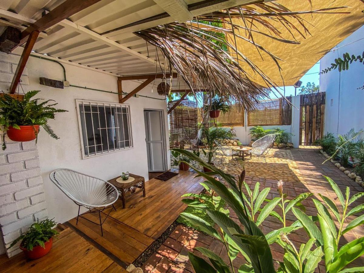 Shaka House Otel Puerto Escondido  Dış mekan fotoğraf